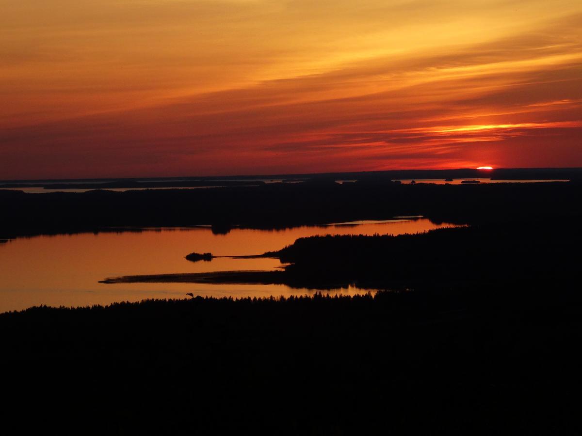 Jaettilaeisenmaa Holiday park *